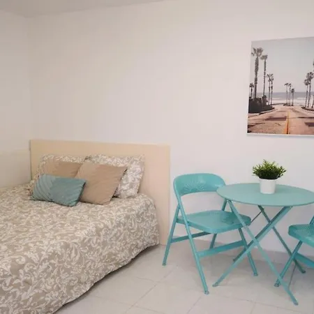 First Line Studio Apartment Playa del Ingles (Gran Canaria)